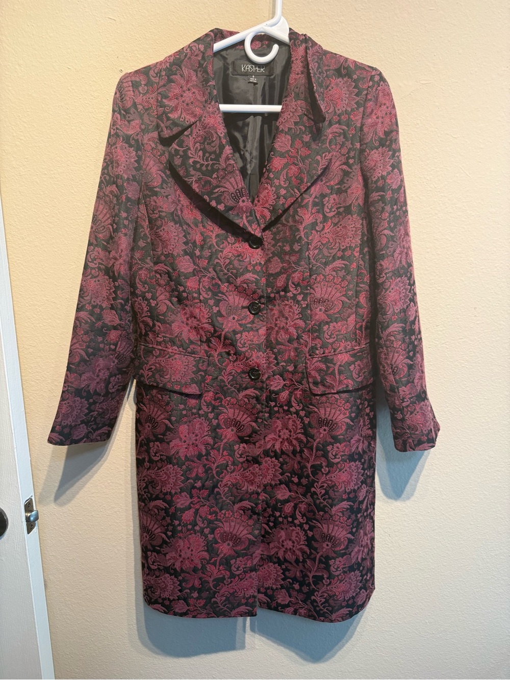 Kasper Pink Floral Brocade Long Coat Size 8